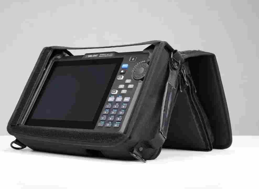 SHA800A手持式频谱分析仪