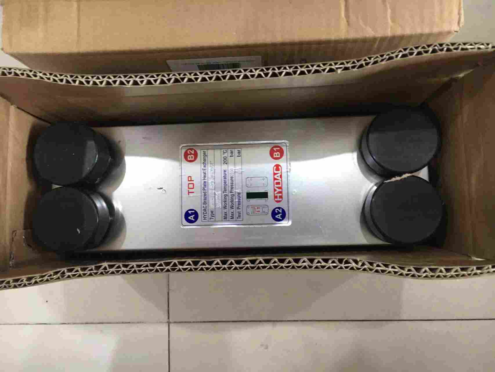 1667440881600910.jpg 日常维护HEXS 522-40-00/G11/2德国HYDAC板式冷却器