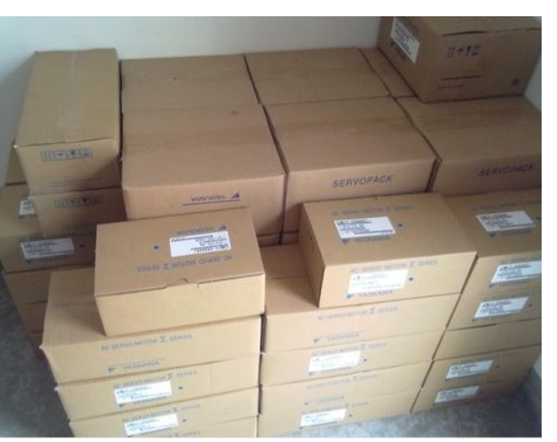 安川7系列伺服SGM7S-2R8A00A002零调谐时间库存现货 安川7系列伺服SGM7S-2R8A00A002零调谐时间库存现货