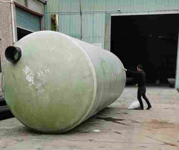 云南昆明寻甸化粪池-玻璃钢化粪池-整体化粪池