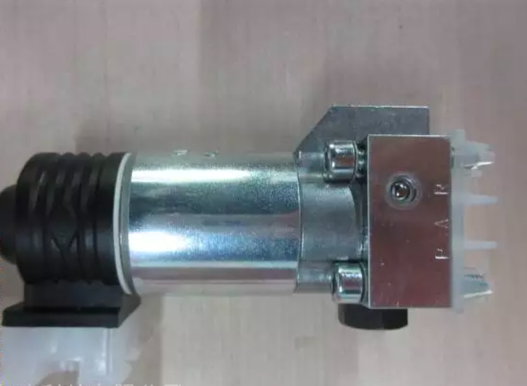 1680137410863436.png HAWE滑阀式换向阀SWPN 2-W-G24简单说明