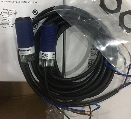 1680247852596181.png panasonic松下色标传感器LX-101有现货