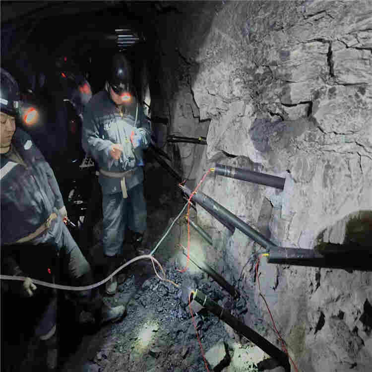 四川遂宁气体爆破二氧化碳致裂器与炸药爆破别 四川遂宁气体爆破二氧化碳致裂器与炸药爆破别