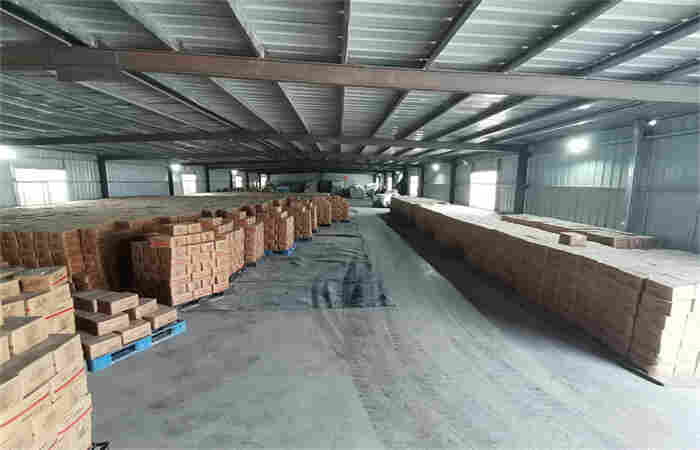 内江公路裂缝灌缝胶养护施工/2023