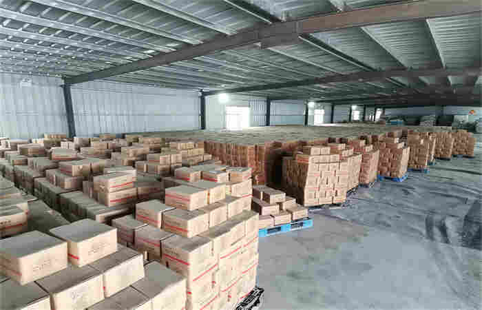 内江公路裂缝灌缝胶养护施工/2023