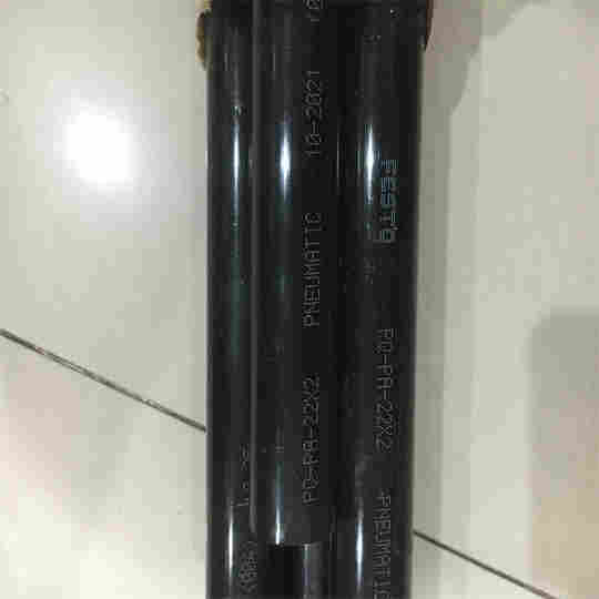 1693028418776708.jpg PQ-PR-22X2 黑色气管.jpg