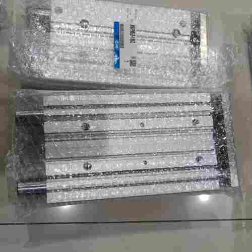 1718265527544725.jpg MGPM32-150Z SMC带导杆薄型气缸使用压力