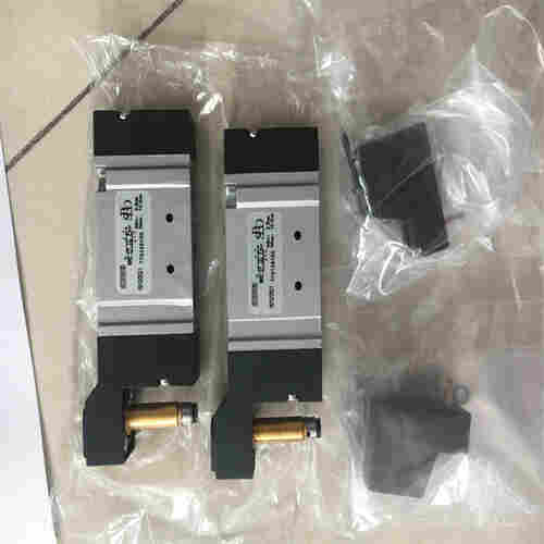 1712475016750493.jpg KUBLER库伯勒编码器8.F5868.12CN.C122现货