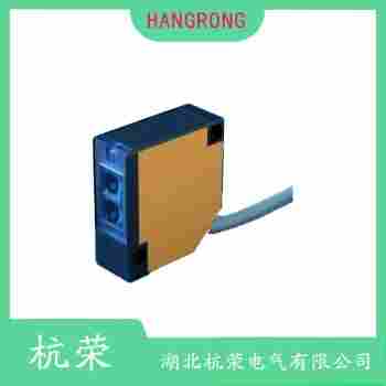 BS30-FD400-CN6X-H1141 光电开关维护建议