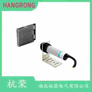 E3S-AT81 光电开关安装使用