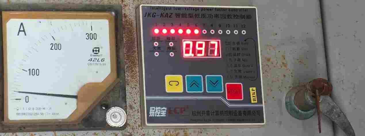 并网点在电流互感器前 光伏四象限无功补偿器破解功率因数困局