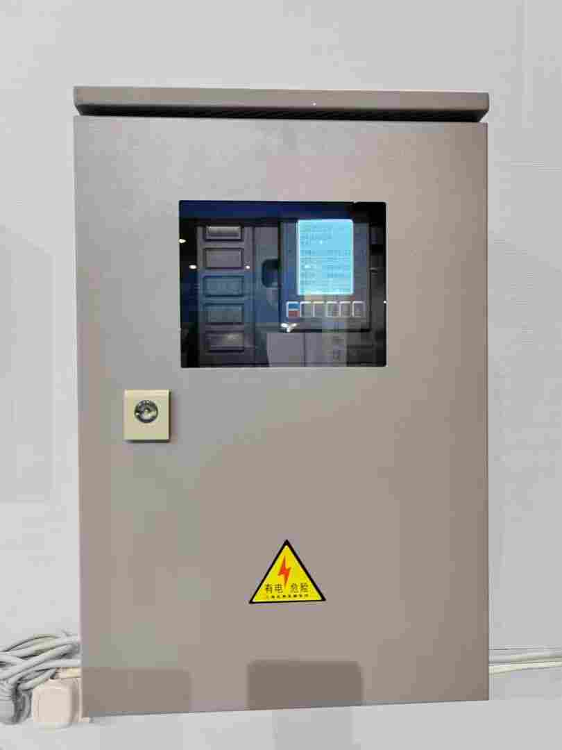 掛壁式恒壓供水變頻柜廠家直銷