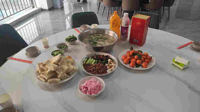 暖汤相伴同心同行国盛激光的温情团建盛宴