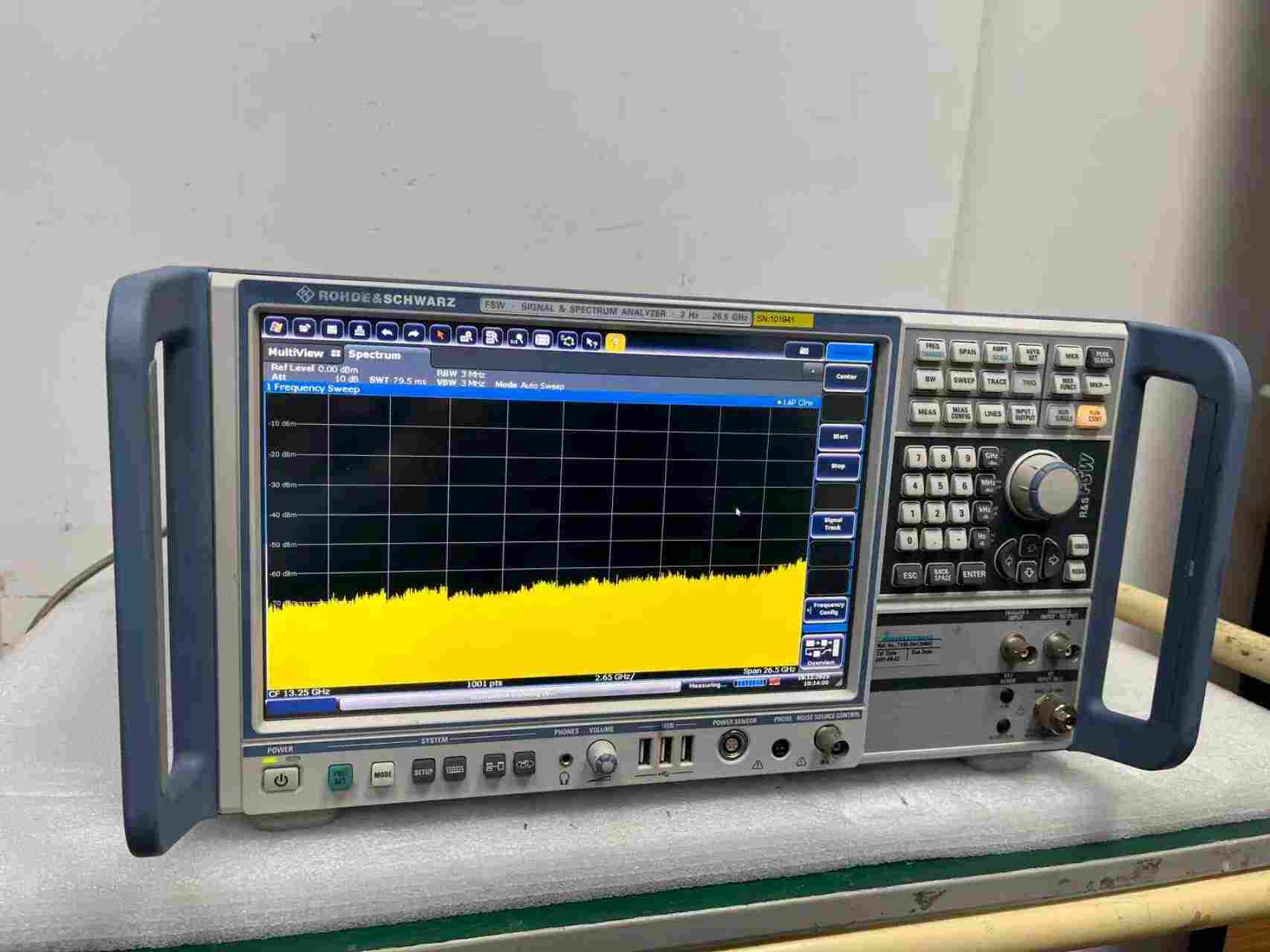 高價回收羅德與施瓦茨FSW26頻譜分析儀