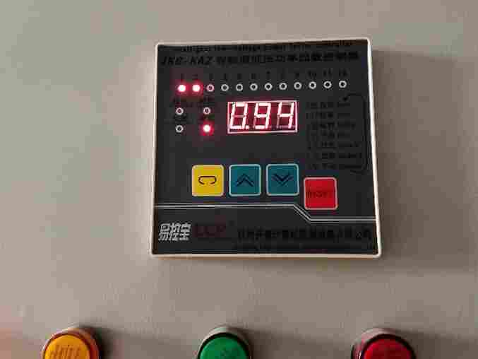 破解光伏并网低功率因数利器 电抗器控制型无功补偿控制器