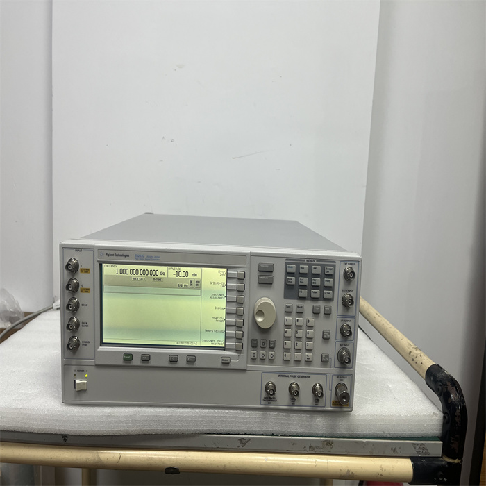  出售/回收安捷伦E8267D 20GHz矢量信号发生器E8267D