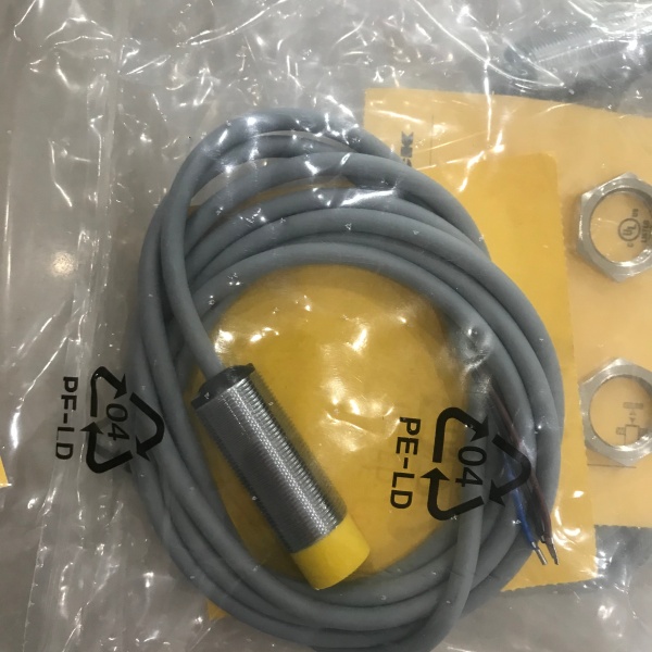 turck图尔克传感器NI10-G18-Y1X构造说明