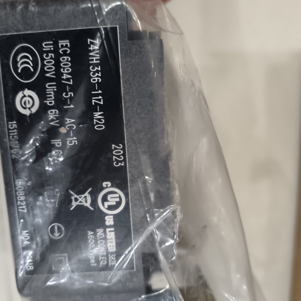schmersal施迈赛限位开关ZS235-11Z-M20安装说明