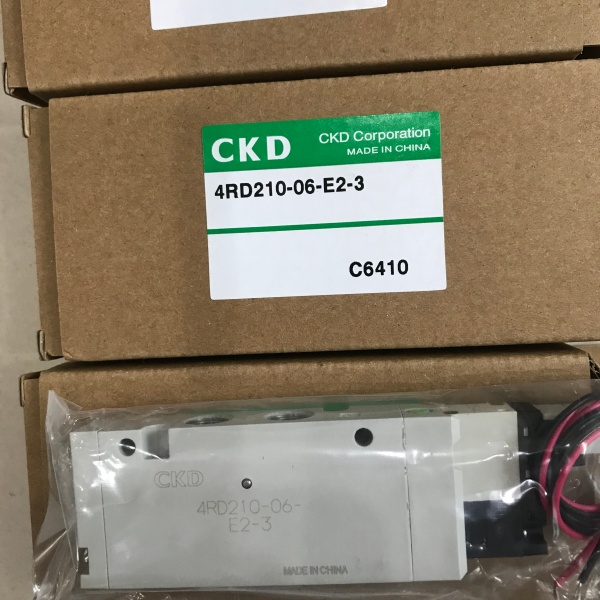 CKD喜开理电磁阀AB42-03-5-C4N-AC100V参考图