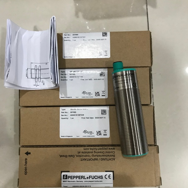P+F倍加福超声波传感器UC2000-30GM-IUR2-V15特征