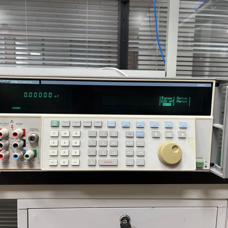 原装进口FLUKE/福禄克5720A多功能校准仪